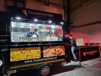 Am 22. Dezember hatten wir eine Firmenfeier in Scheemda Feenstra's Friet