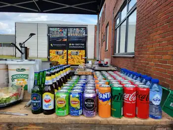 Feenstra's BBQ stond weer paraat bij een bedrijfsfeest in Scheemda Feenstra's Friet